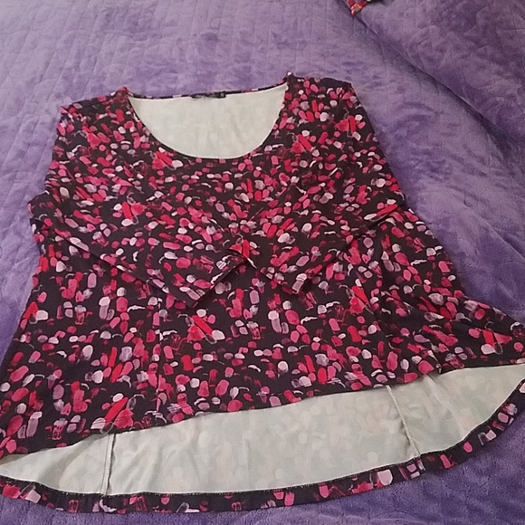 Isabel and Alice Top - Picture 2 of 4